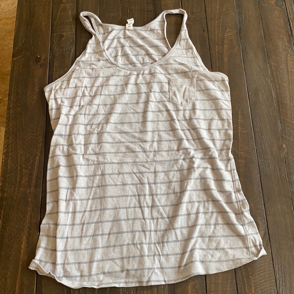 Under Armour tank